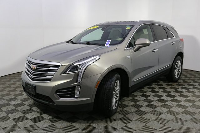 Used 2017 Cadillac XT5 Luxury w/ Driver Awareness Package image 5