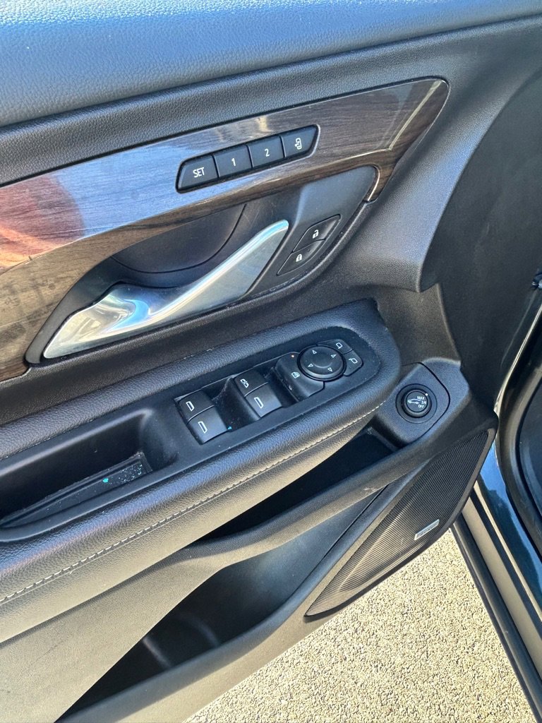 Used 2019 GMC Terrain Denali w/ Driver Alert Package II image 5