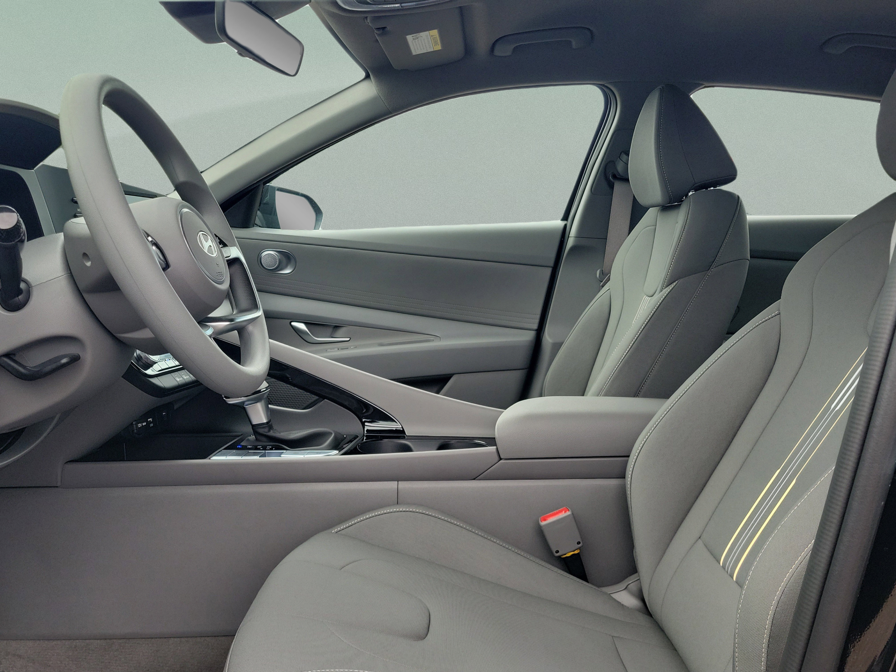 Certified 2025 Hyundai Elantra Hybrid FWD image 13