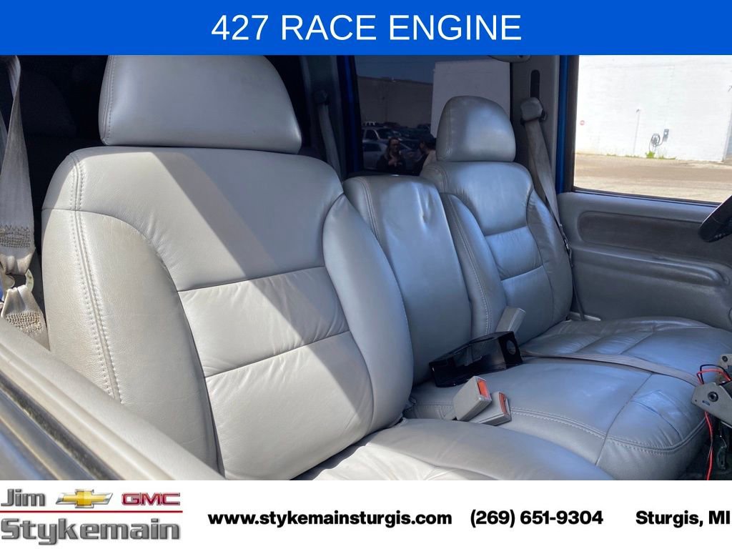 Used 1999 Chevrolet Silverado 3500 4x4 Crew Cab w/ Preferred Equipment Group 3 image 32