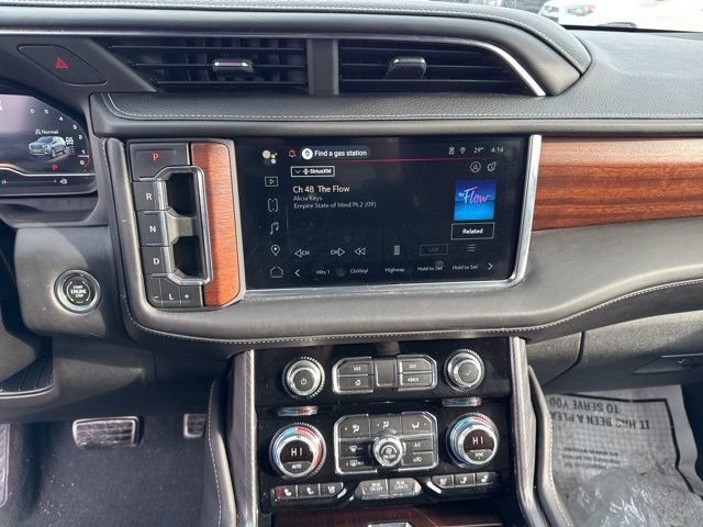 Used 2023 GMC Yukon Denali Ultimate image 15