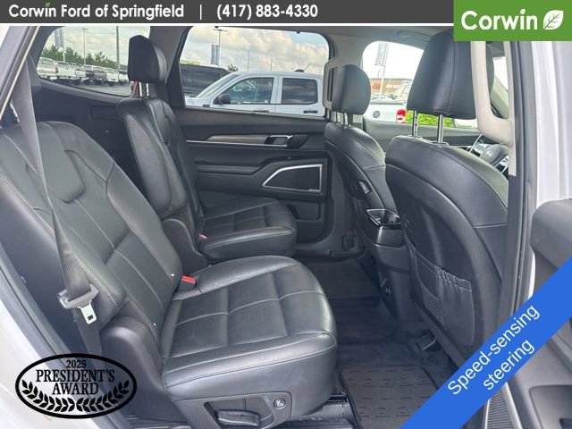 Used 2021 Kia Telluride EX w/ EX Premium Package image 16
