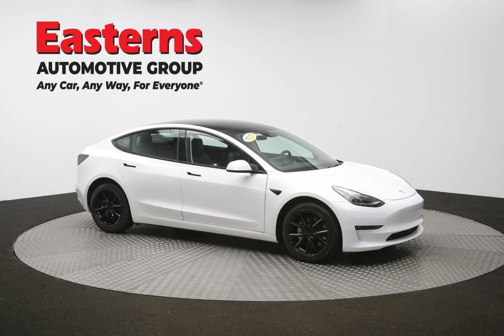 Used 2023 Tesla Model 3 Standard Range RWD image 42