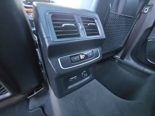 Used 2021 Audi Q5 2.0T Premium Plus AWD/4WD image 28