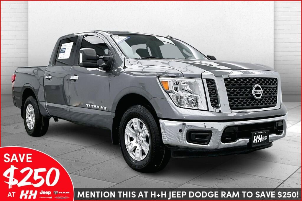 Used 2018 Nissan Titan SV w/ SV Convenience Package