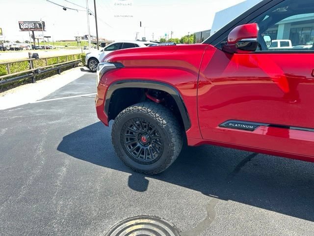 Used 2023 Toyota Tundra Platinum AWD/4WD image 9