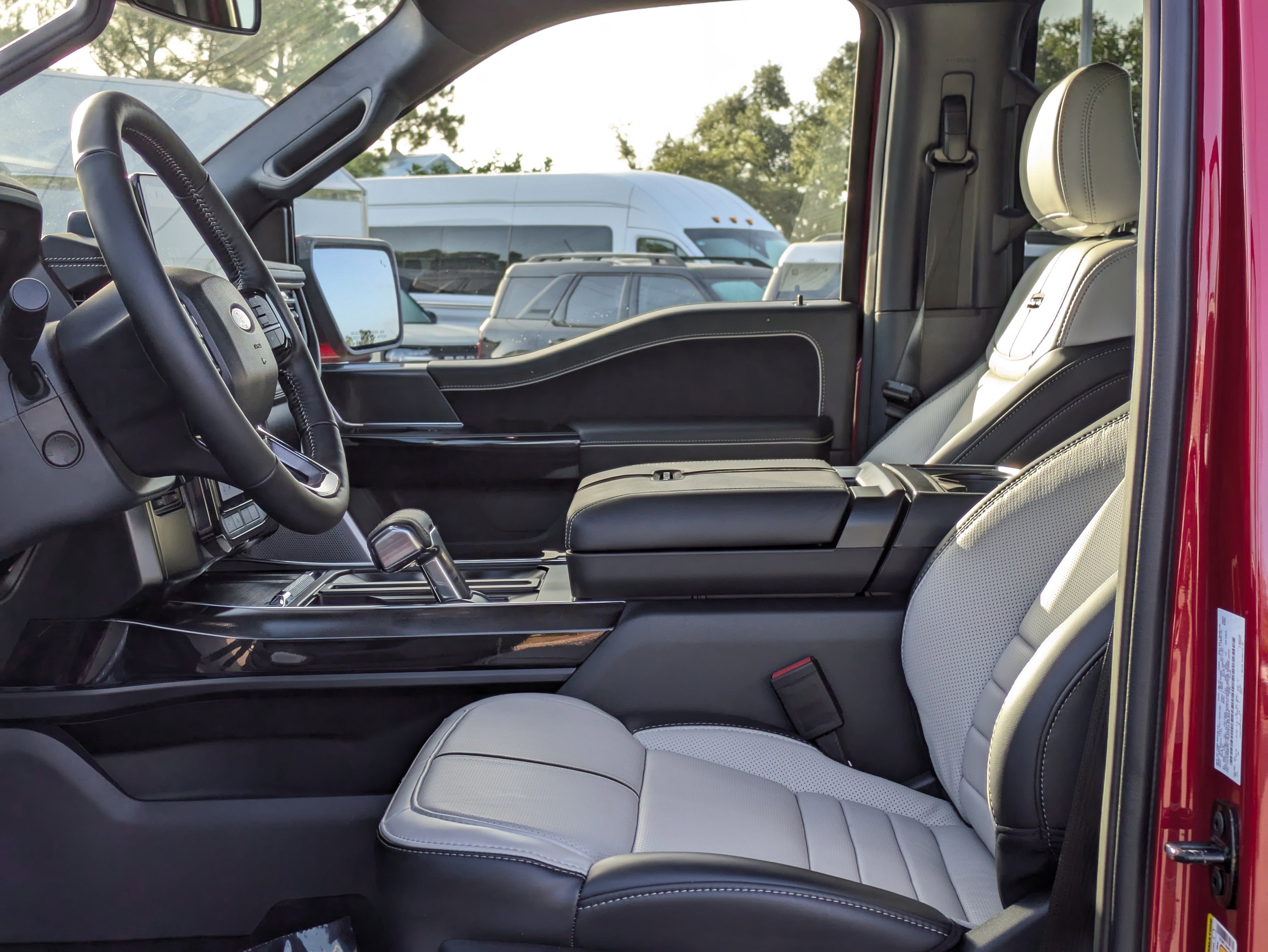 New 2025 Ford F150 Lightning Platinum image 22