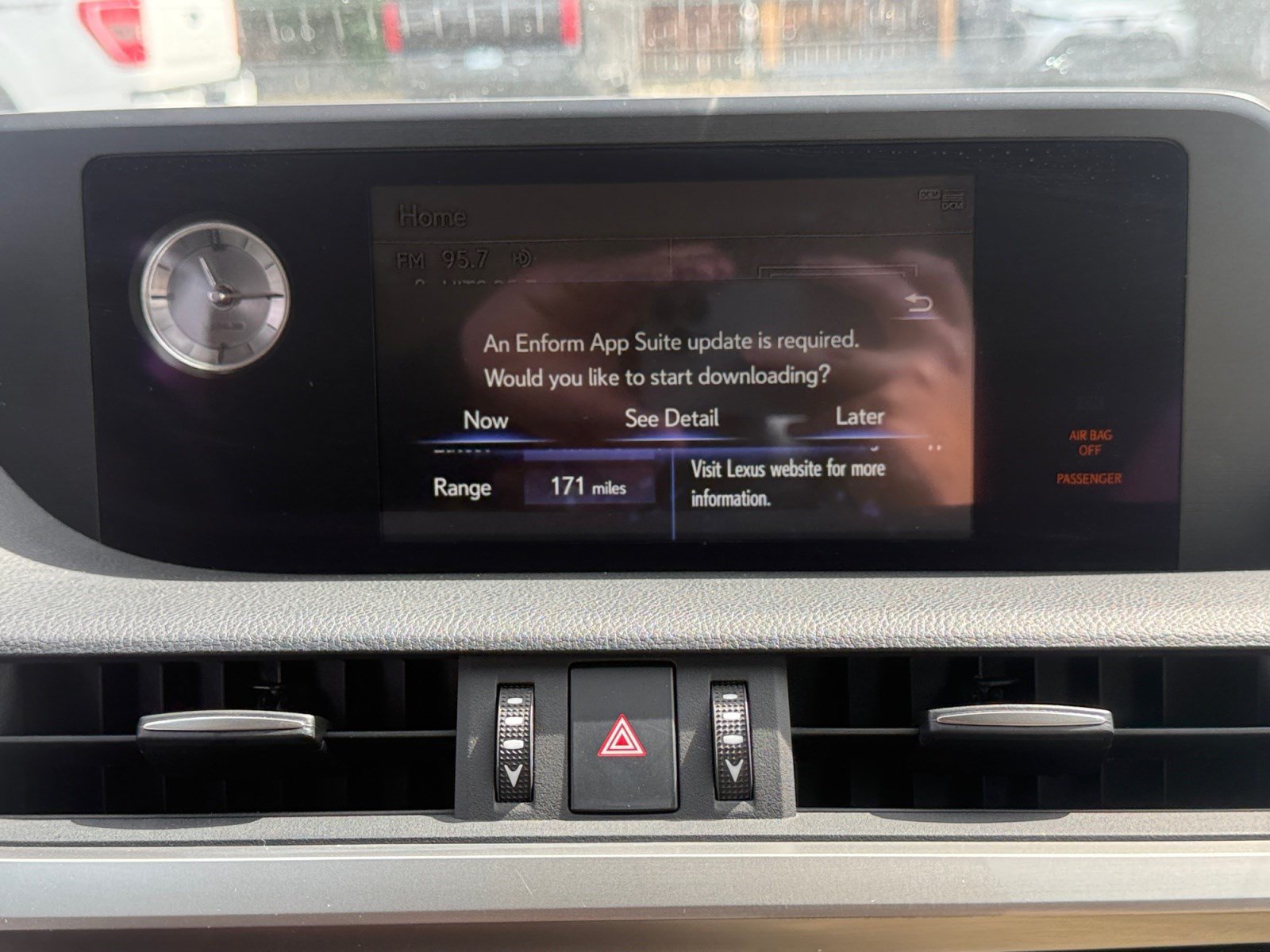 Used 2020 Lexus ES 300h w/ Premium Package FWD image 26