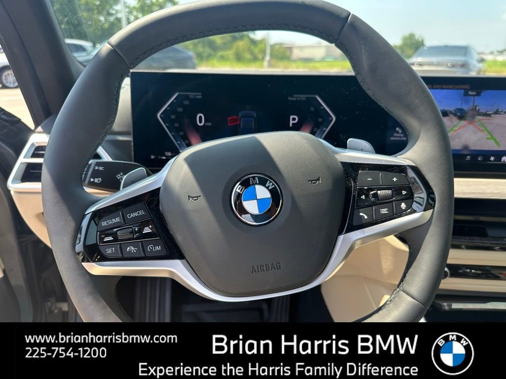 Certified 2025 BMW 330i Sedan w/ Convenience Package image 24