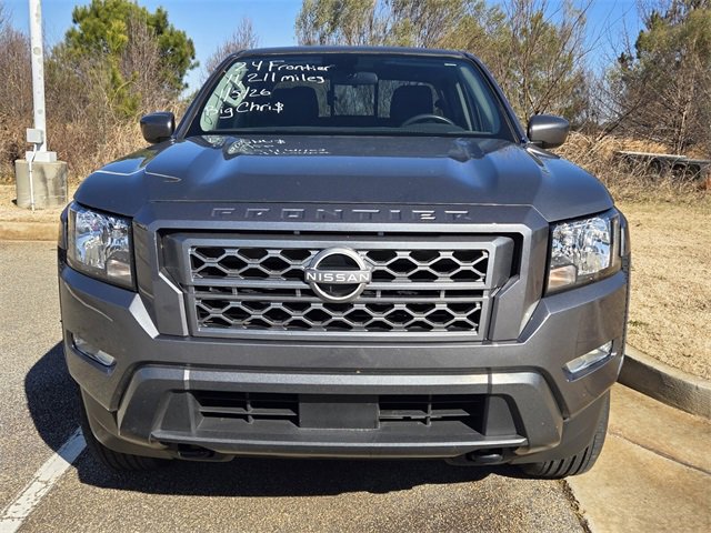 Used 2024 Nissan Frontier SV w/ Technology Package image 2