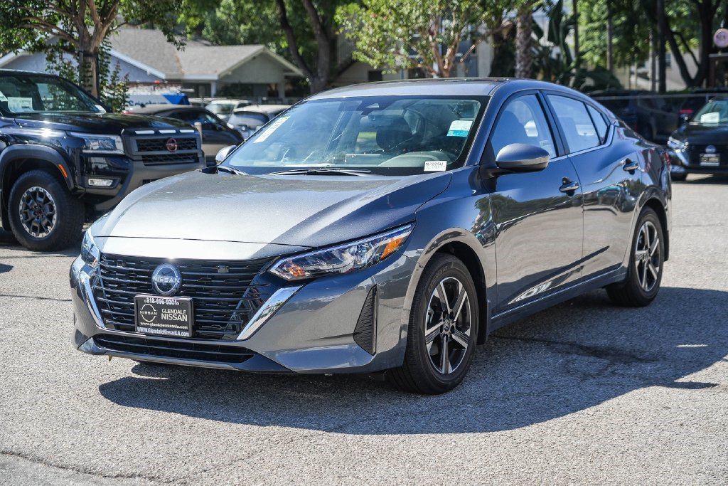 Used 2025 Nissan Sentra SV w/ All-Weather Package FWD image 5