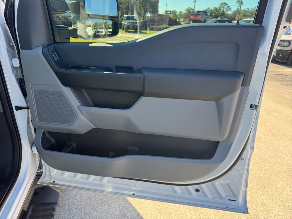 New 2025 Ford F250 XL w/ XL Off-Road Package image 19