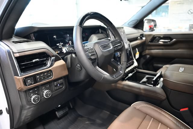 New 2026 GMC Yukon XL Denali Ultimate w/ LPO, Floor Liner Package AWD/4WD image 27