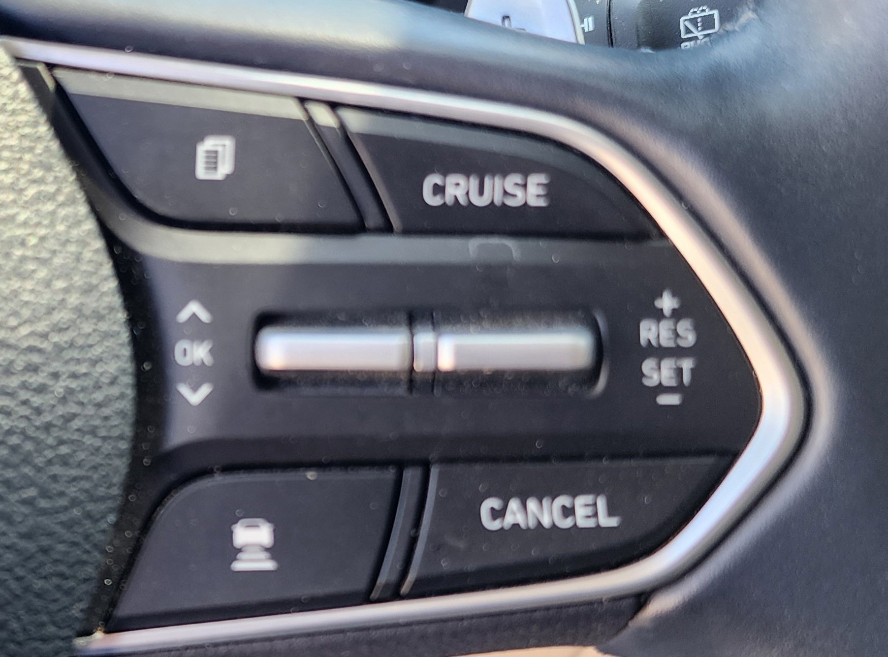 Used 2022 Hyundai Palisade Limited w/ Cargo Package FWD image 15