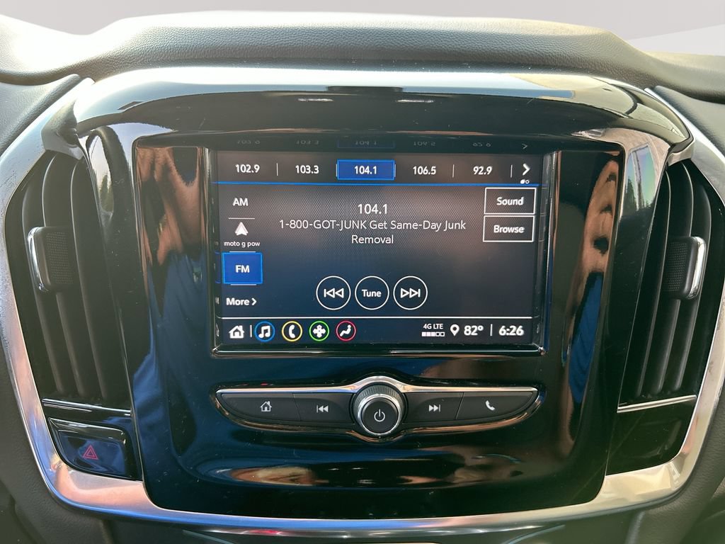 Used 2021 Chevrolet Traverse LS AWD/4WD image 17