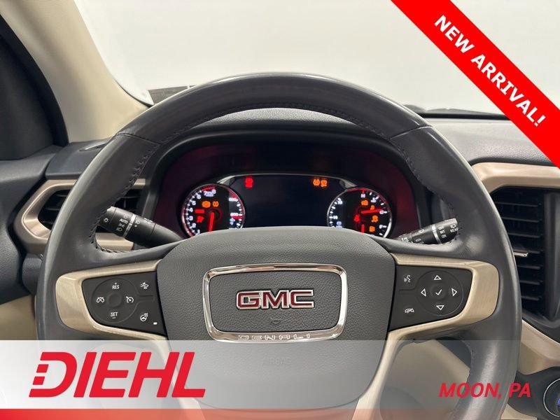 Used 2022 GMC Acadia Denali w/ Denali Ultimate Package AWD/4WD image 18
