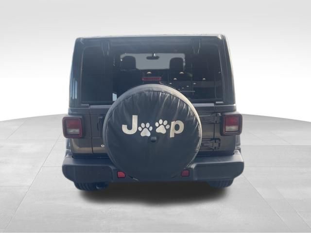 Used 2020 Jeep Wrangler Unlimited Sahara image 8