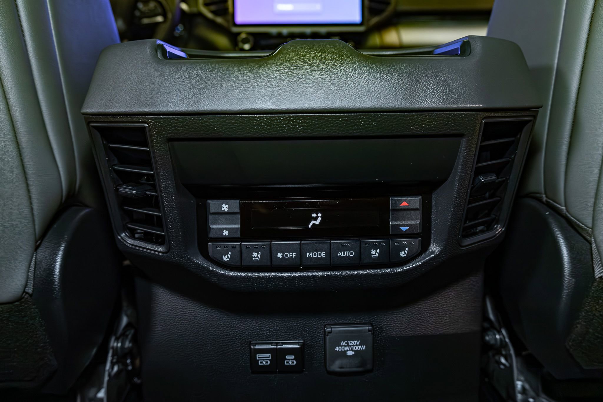 Used 2026 Toyota Sequoia Capstone image 23