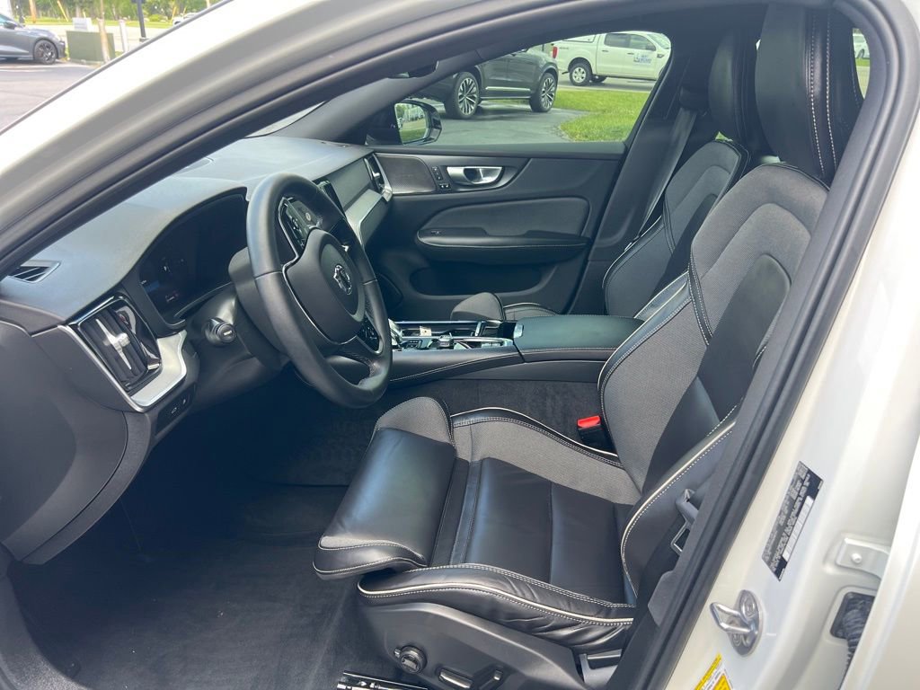 Used 2024 Volvo S60 T8 Plus w/ Climate Package AWD/4WD image 6