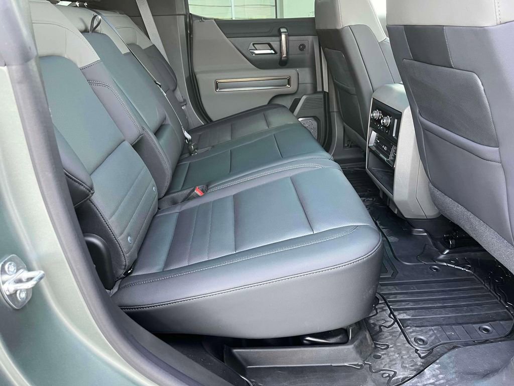 Used 2024 GMC Hummer EV 3X image 19