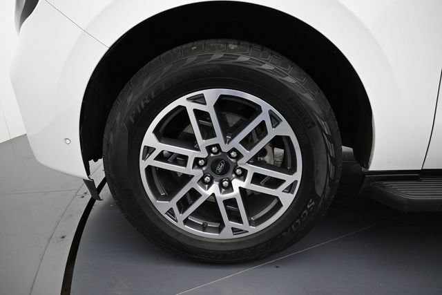 Certified 2025 Ford Expedition Max Active AWD/4WD image 10
