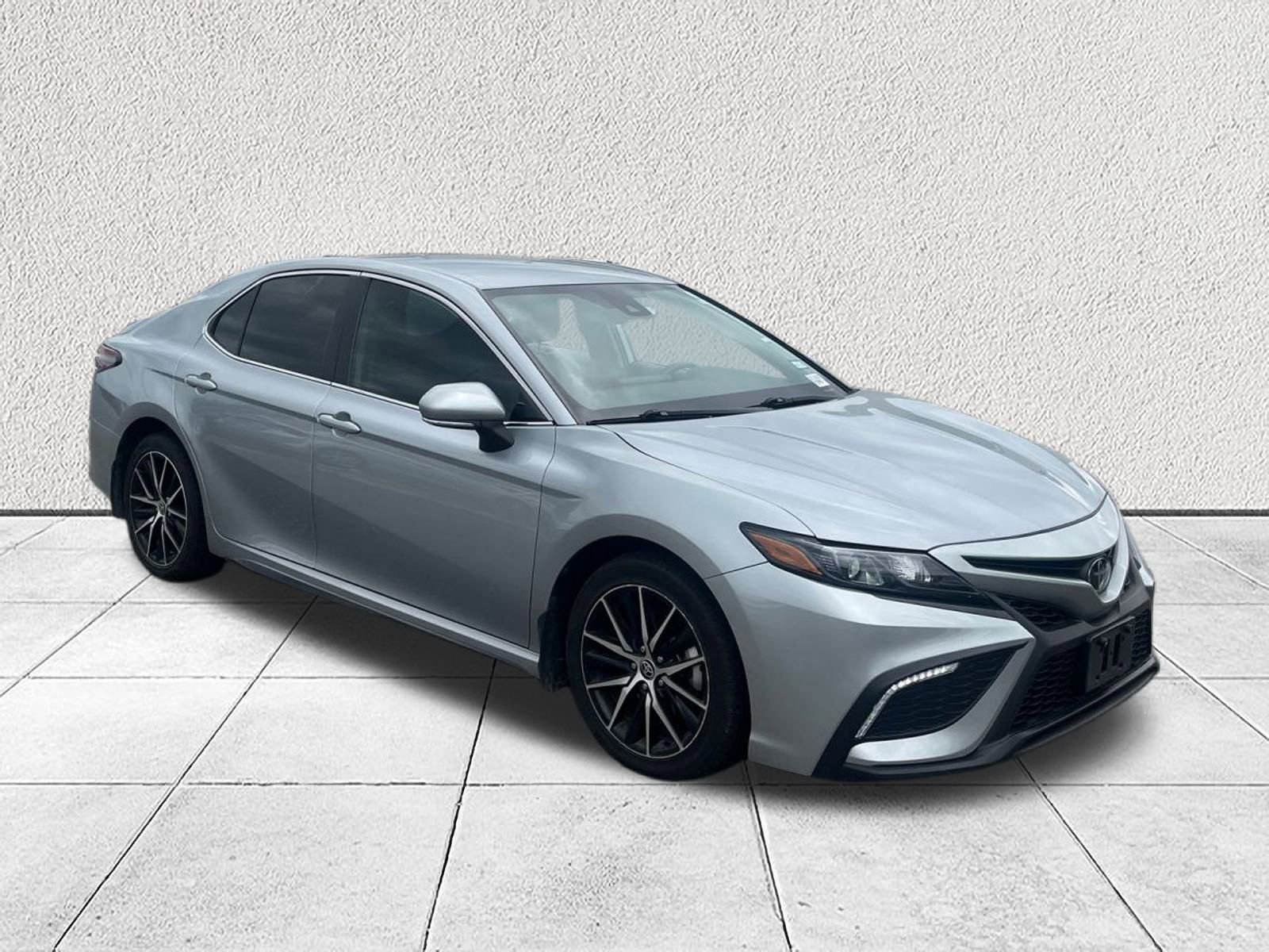 Used 2024 Toyota Camry SE