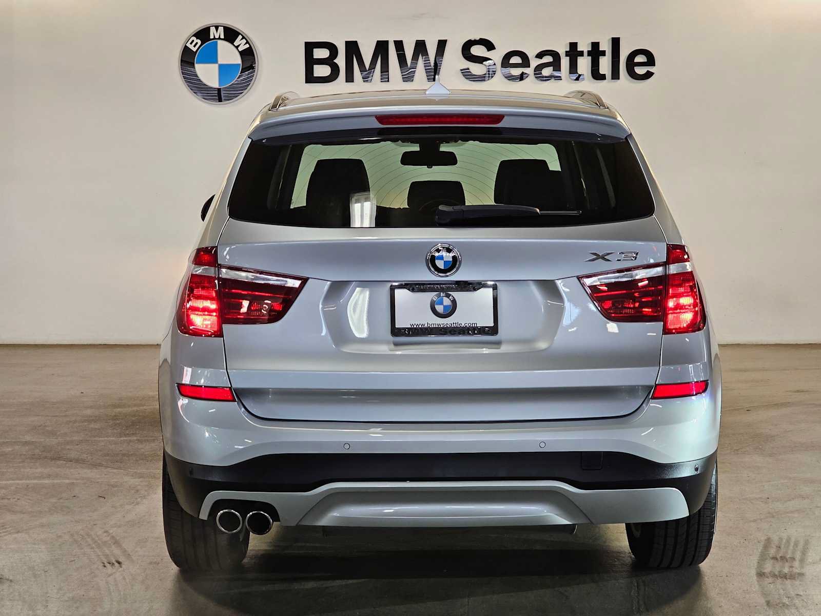 Used 2017 BMW X3 xDrive28i AWD/4WD image 5
