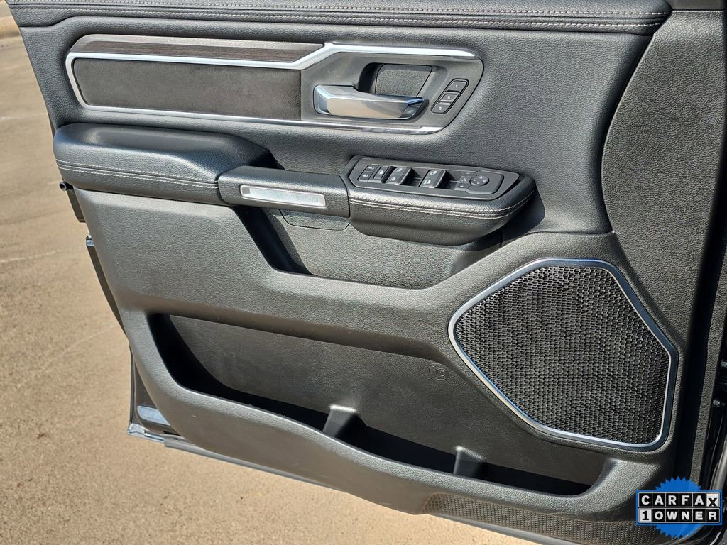 Used 2025 RAM 1500 Laramie image 25