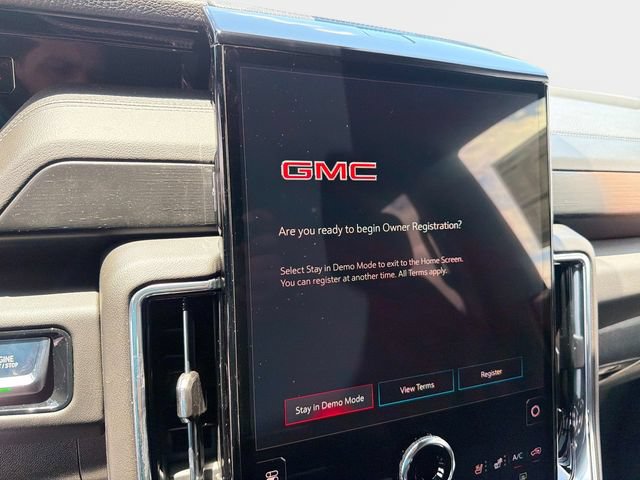 New 2026 GMC Yukon XL Denali w/ Denali Reserve Package RWD image 23