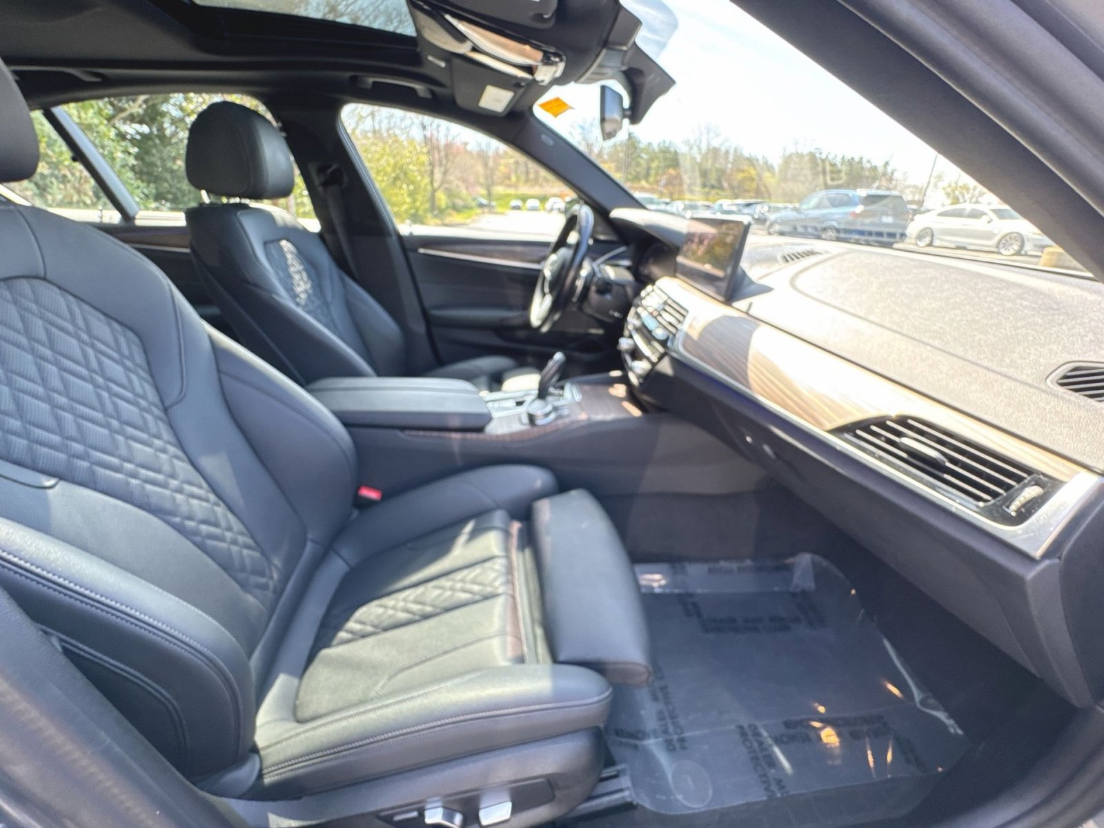 Certified 2023 BMW 540i xDrive w/ M Sport Package image 33