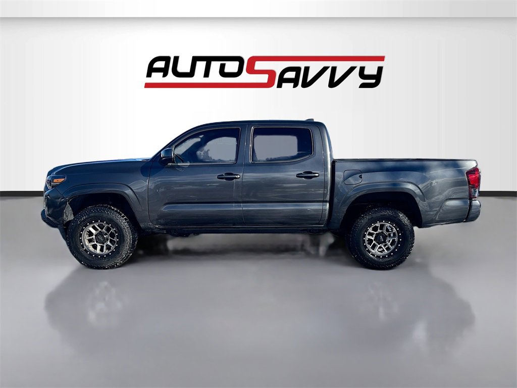Used 2018 Toyota Tacoma SR image 4