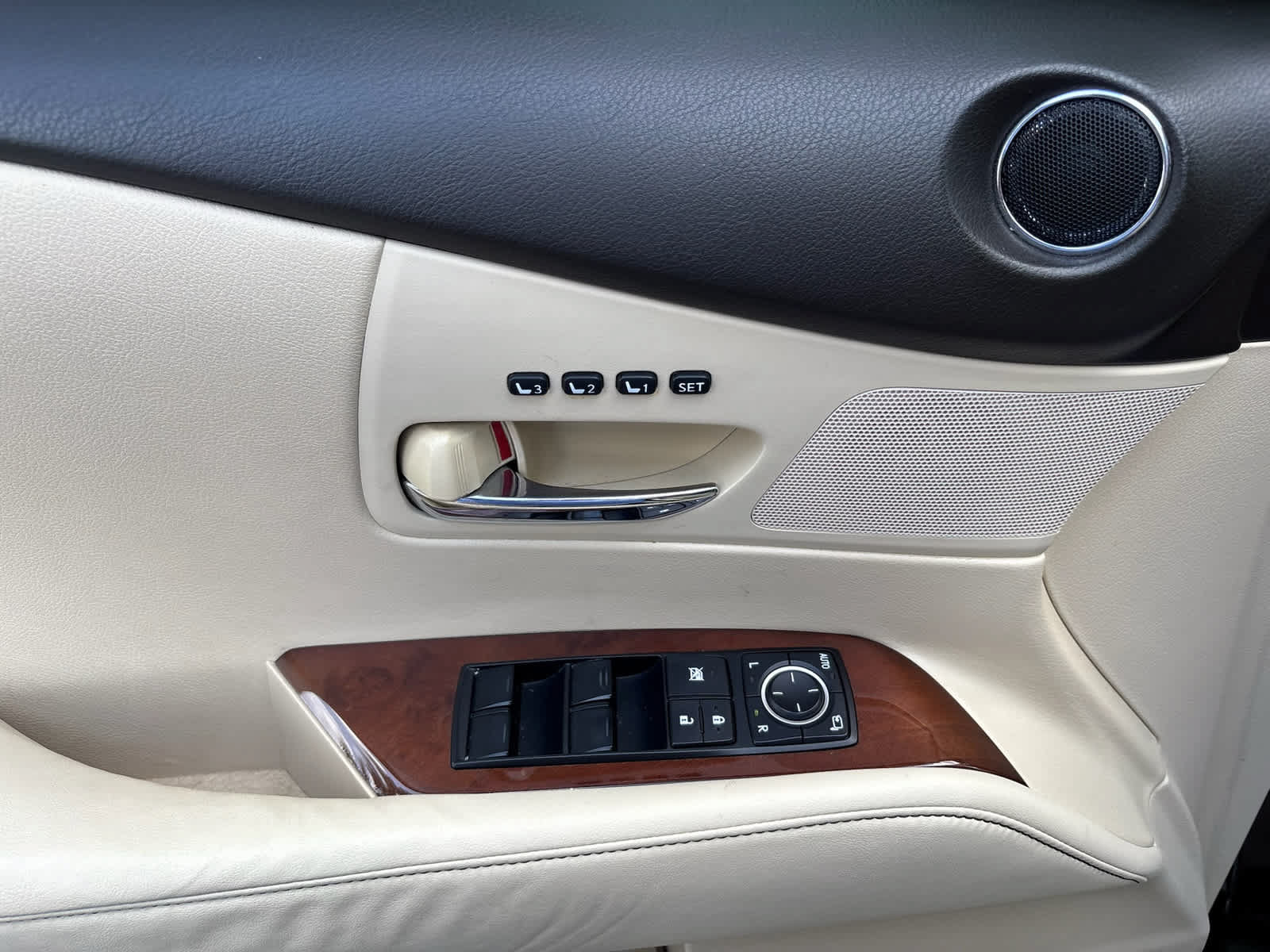 Used 2015 Lexus RX 350 FWD image 14