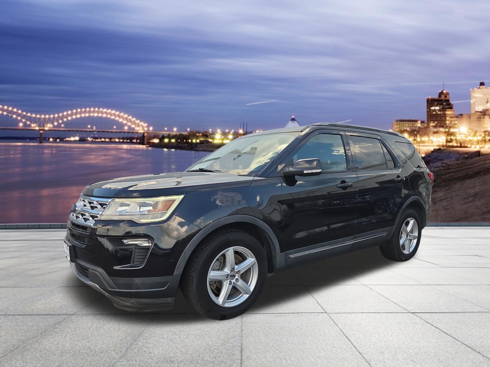 Used 2019 Ford Explorer XLT w/ Equipment Group 201A FWD image 1