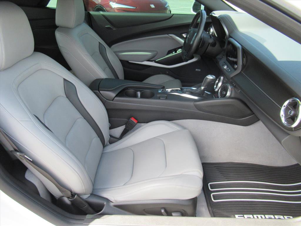 Used 2022 Chevrolet Camaro LT w/ RS Package RWD image 10