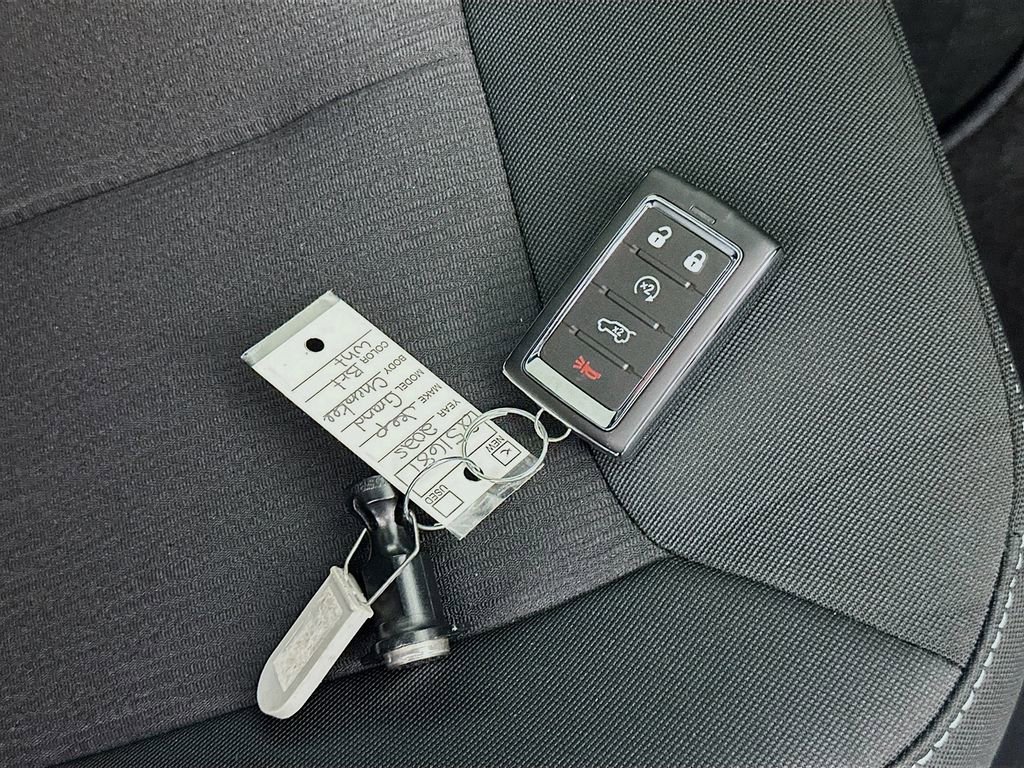 New 2025 Jeep Grand Cherokee Laredo X w/ Luxury Tech Group I RWD image 19