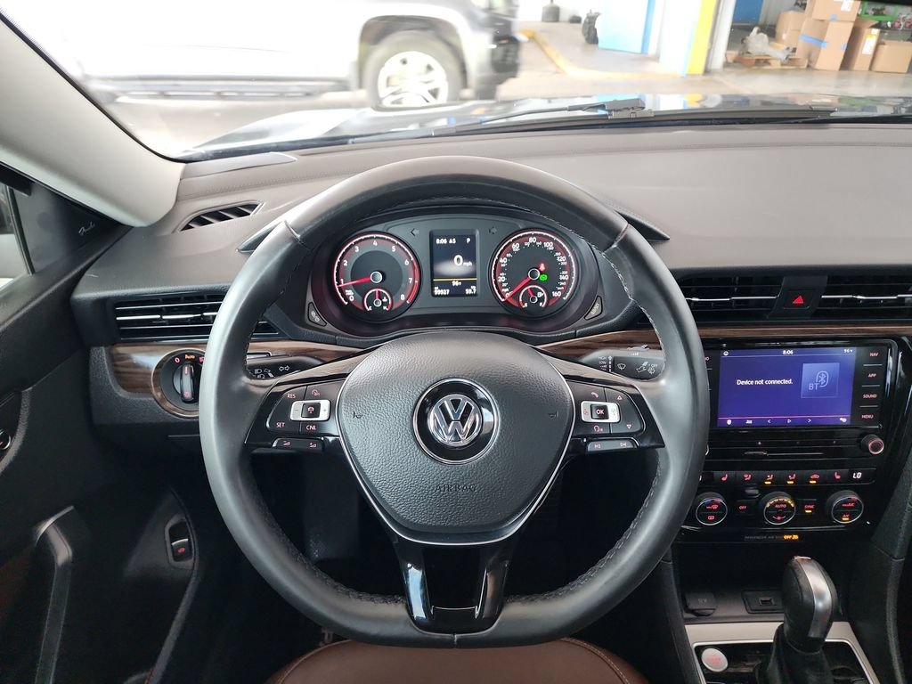 Used 2022 Volkswagen Passat 2.0T FWD image 20