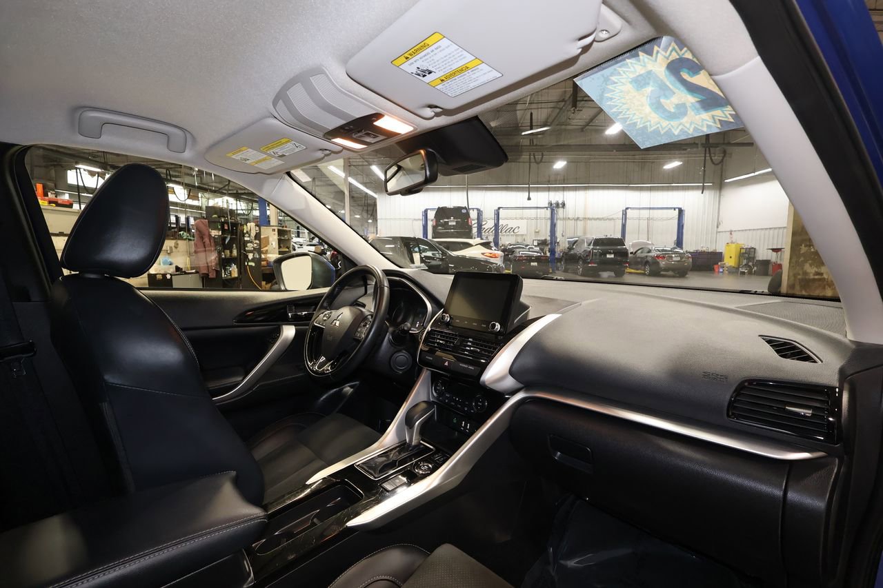 Used 2025 Mitsubishi Eclipse Cross Black Edition image 28