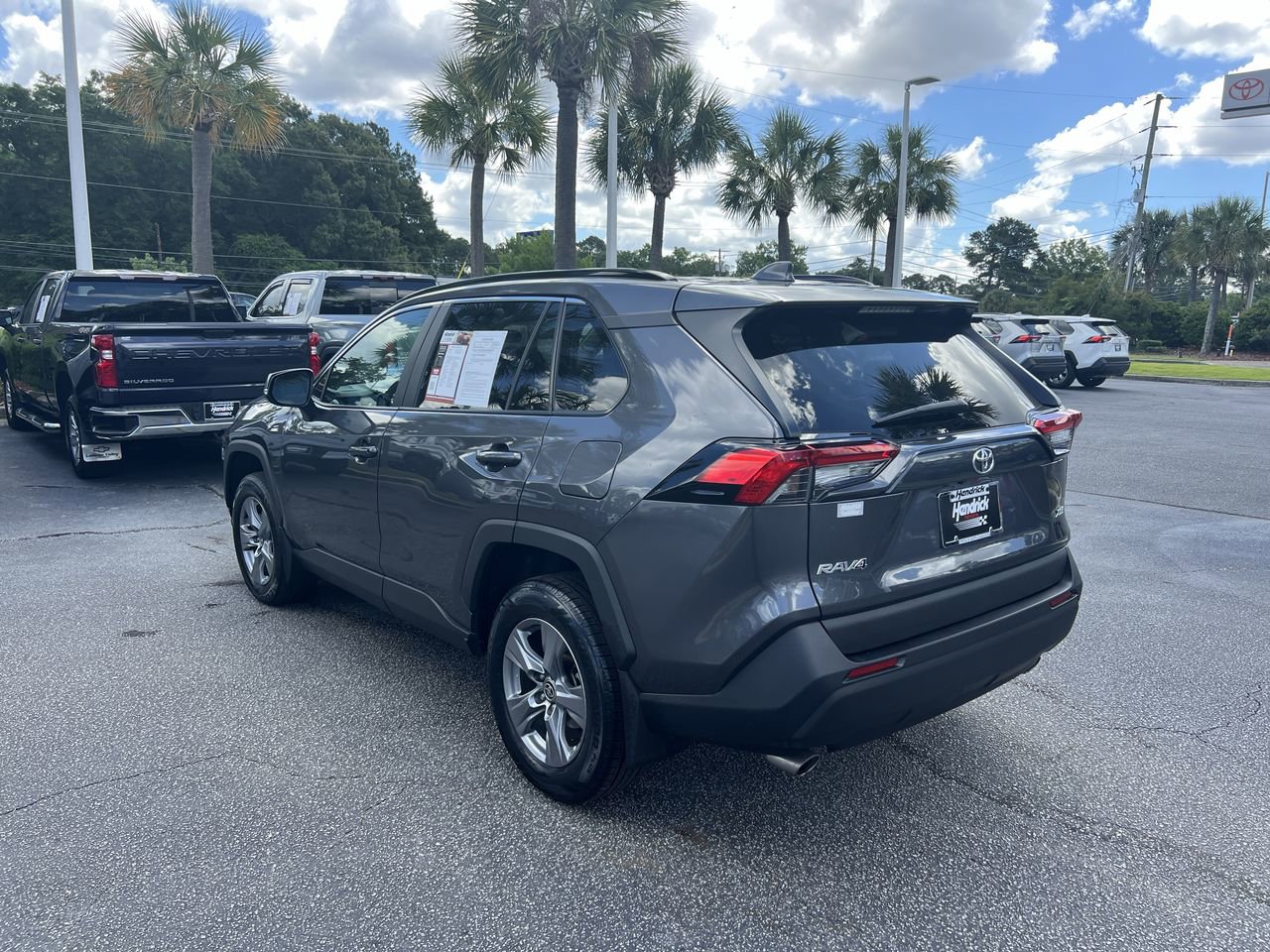 Used 2024 Toyota RAV4 XLE w/ Convenience Package FWD image 8