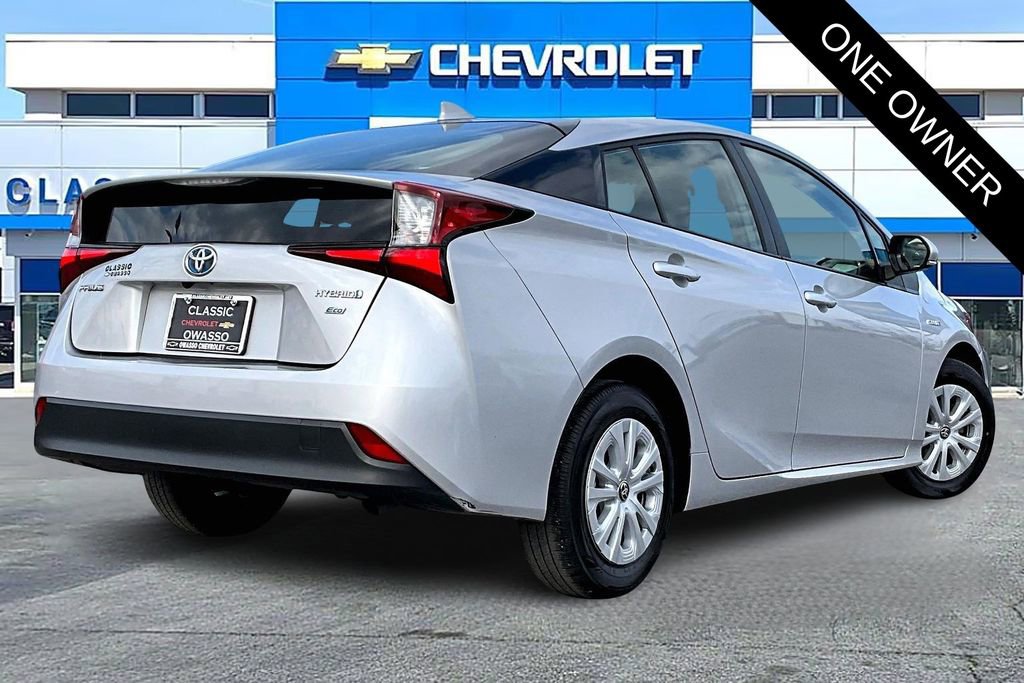 Used 2019 Toyota Prius LE image 5