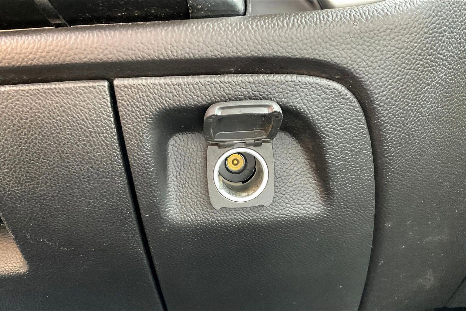 Used 2019 Chevrolet Silverado 2500 LT image 17