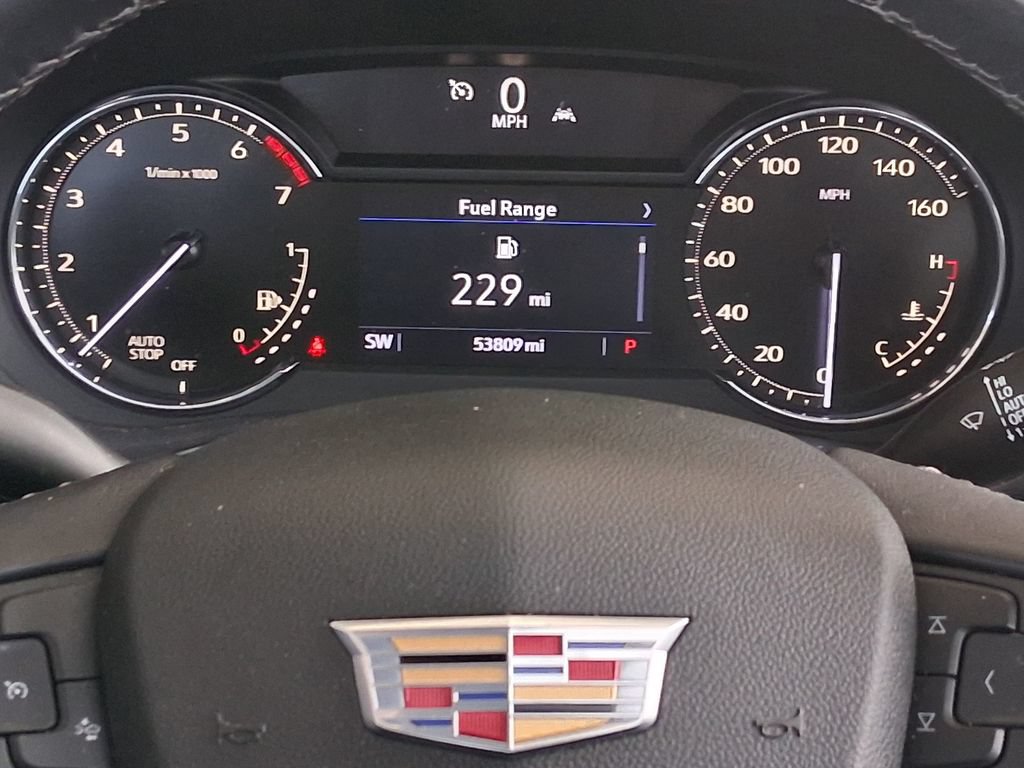 Used 2022 Cadillac XT4 Premium Luxury w/ Enhanced Visibility Package FWD image 13