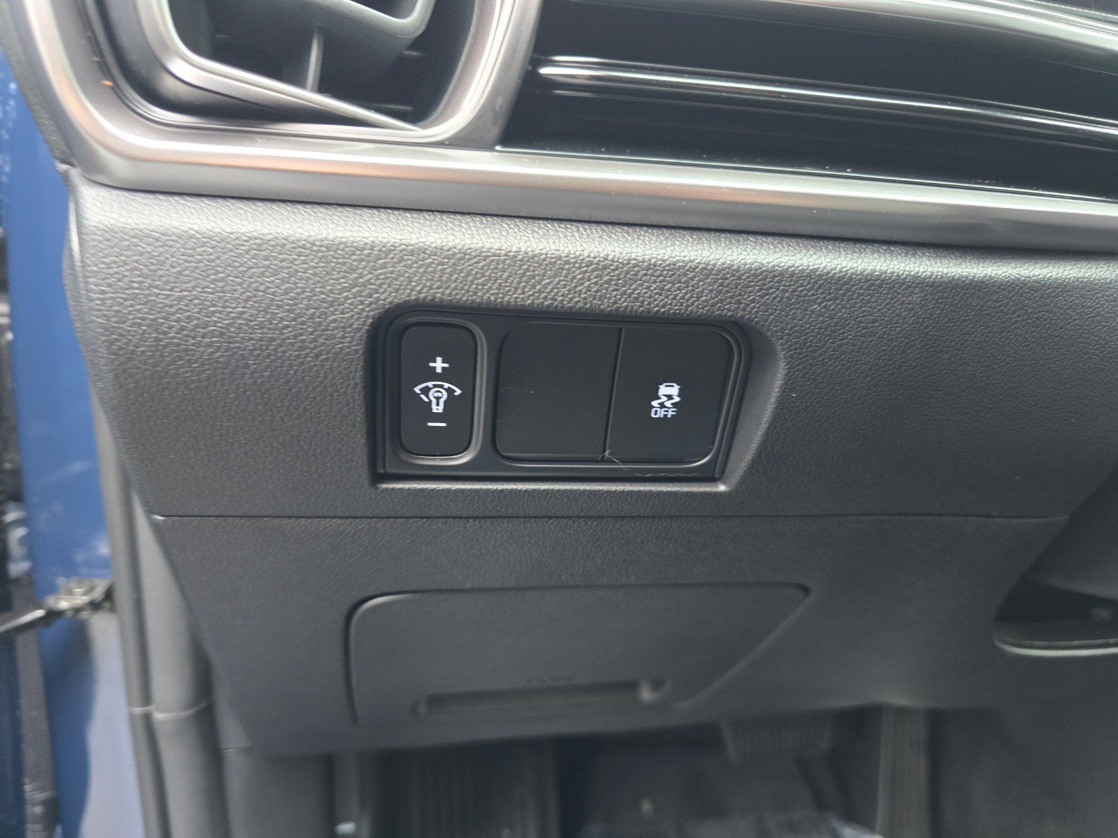 Used 2024 Kia Sorento S w/ Panoramic Sunroof Package image 26