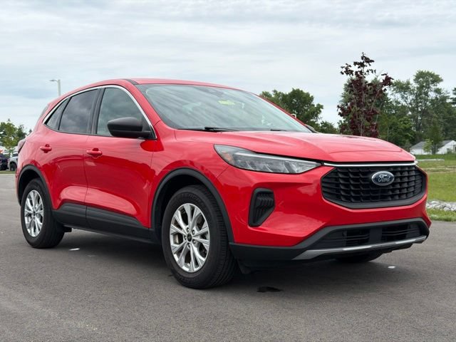 Used 2024 Ford Escape Active FWD image 1