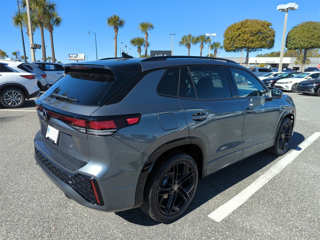 New 2026 Volkswagen Tiguan SE R-Line image 6