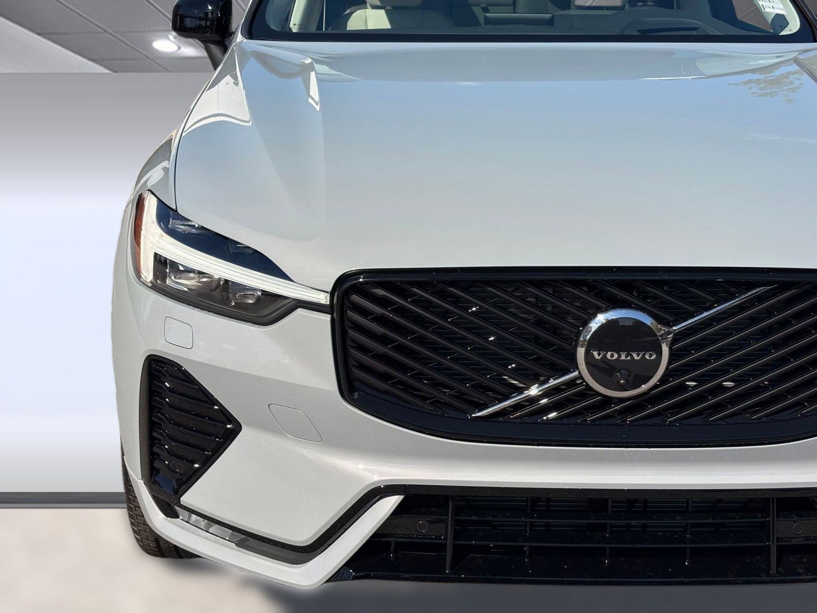 New 2026 Volvo XC60 B5 Ultra w/ Climate Package image 21