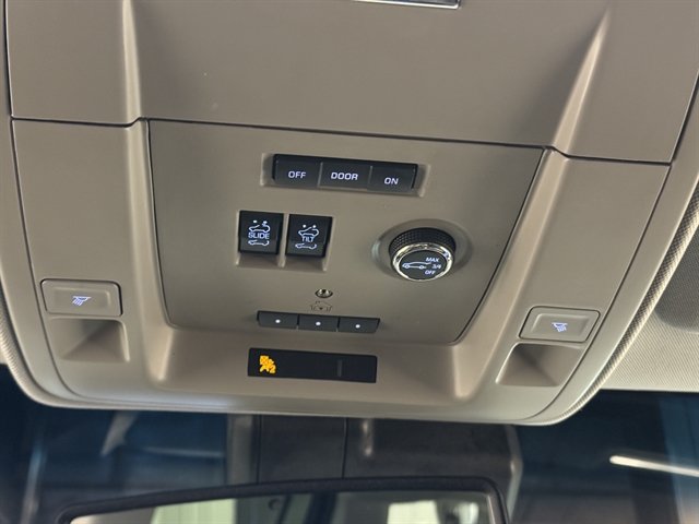Used 2018 Chevrolet Suburban LT w/ LT Signature Package AWD/4WD image 34
