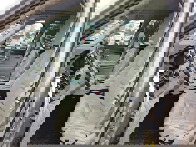 Certified 2023 Volvo XC90 T8 Ultimate image 2