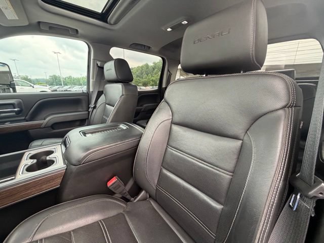 Used 2018 GMC Sierra 2500 Denali AWD/4WD image 13