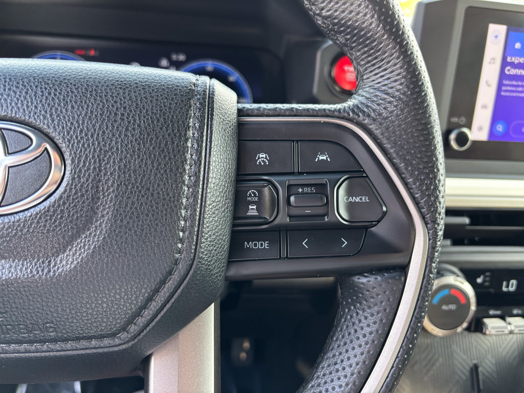 Used 2024 Toyota Tacoma TRD Off-Road AWD/4WD image 30