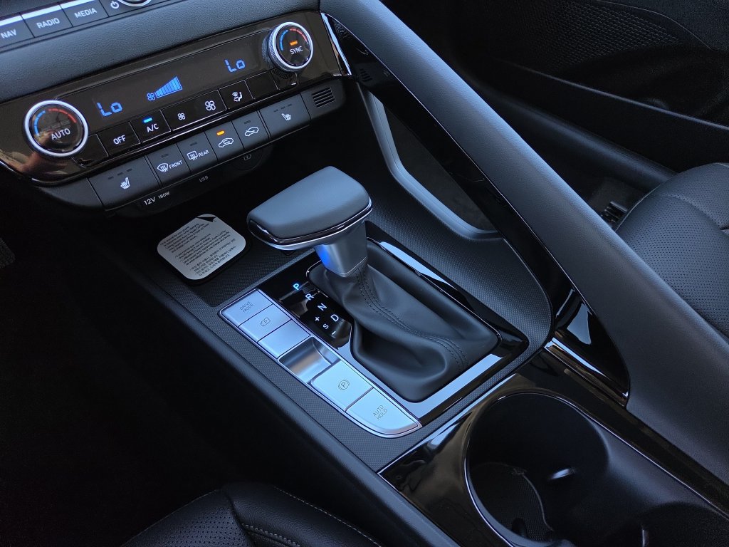 New 2026 Hyundai Elantra Limited FWD image 28